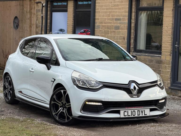 2015 Renault Clio 1.6T 16V RenaultSport Trophy Nav 220 5dr Auto HATCHBACK PETROL Automatic