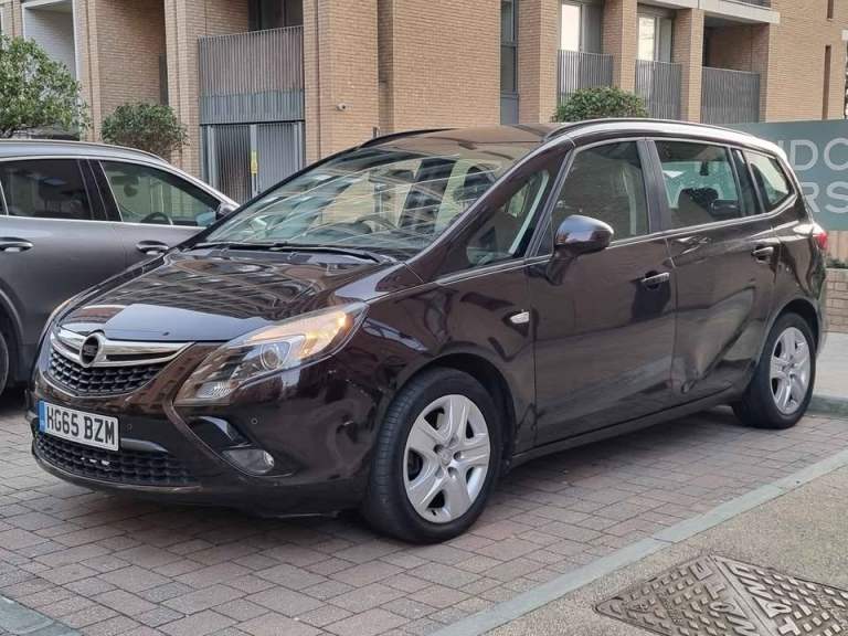 Vauxhall, Zafira Tourer SRI | 2.0 Diesel Automatic | 7‑Seater | ULEZ Compliant | Long MOT 🚐