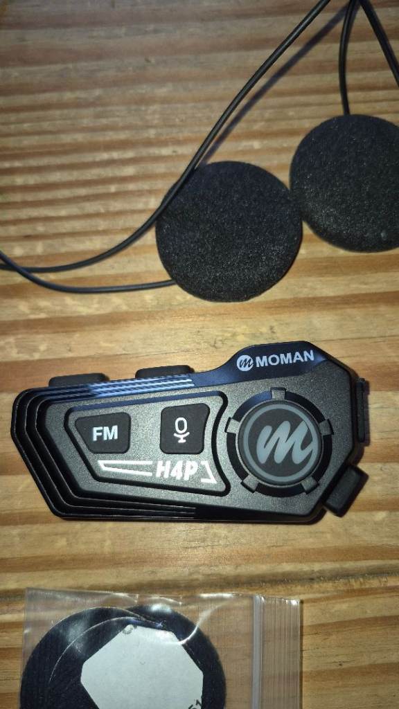 Moman HP4 Helmet Bluetooth Unit