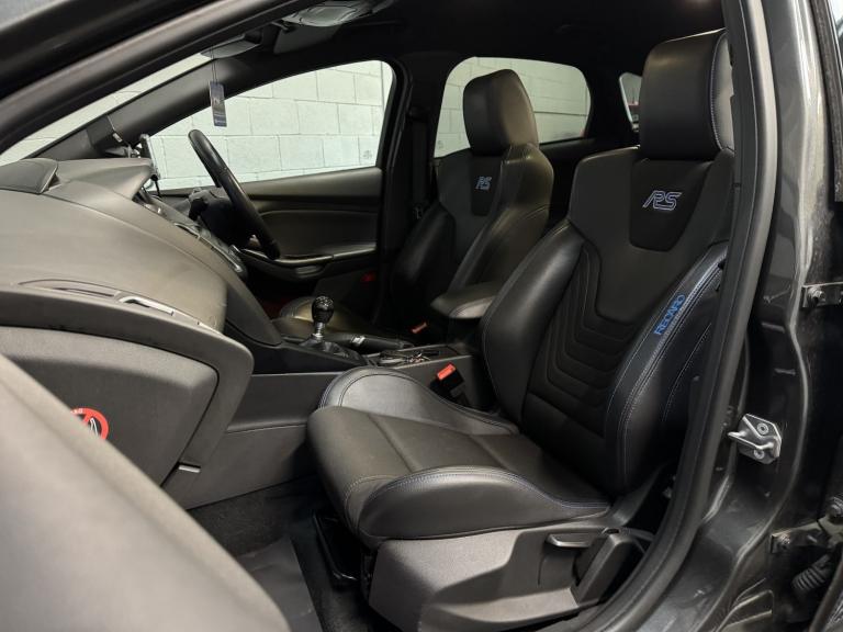 FORD FOCUS 2.3 T EcoBoost RS Grey Manual Petrol 2016