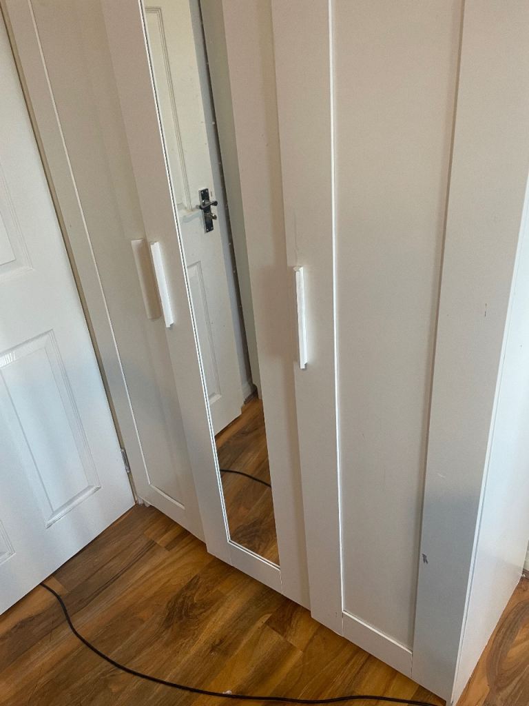 White Wardrobe with Mirror Door and Shelves – Very Good Condition