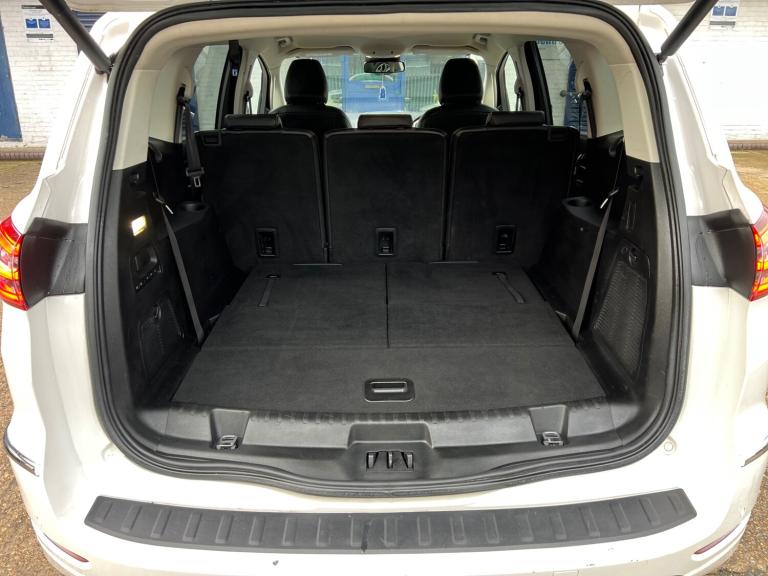 2019 Ford S-Max 2.0 EcoBlue 240 5dr Auto MPV Diesel Automatic