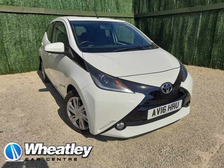 2016 Toyota AYGO 1.0 VVT-i X-Pression 5dr x-shift HATCHBACK PETROL Automatic