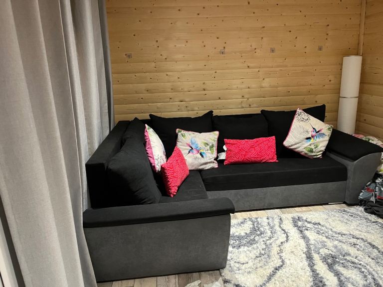 Sofa/sofa bed for sale. 