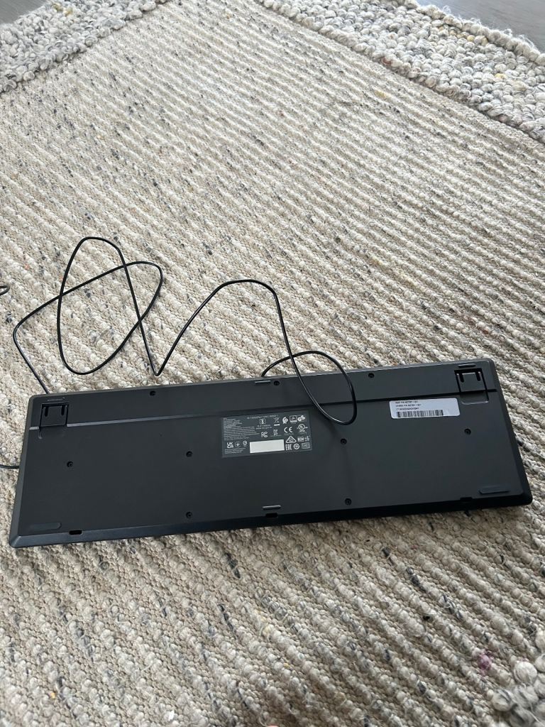 HP wired USB keyboard 