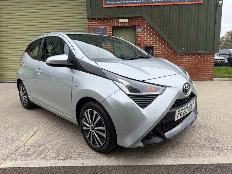 2020 Toyota AYGO 1.0 VVT-i X-Play 5dr HATCHBACK Petrol Manual