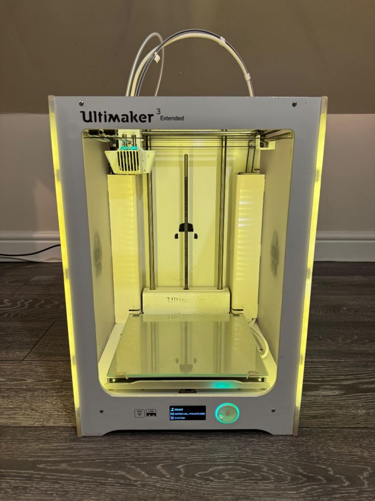 3D Printer - Ultimaker 3 Extended