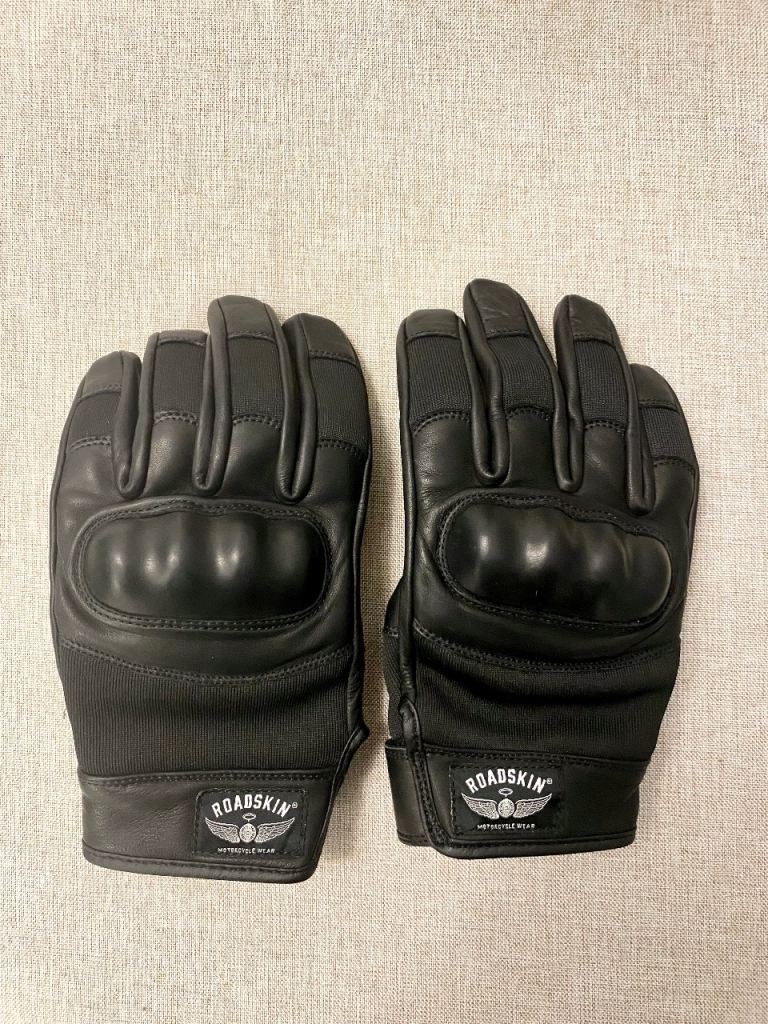 Brand New Roadskin Stealth Motorcycle Gloves - Leather Small