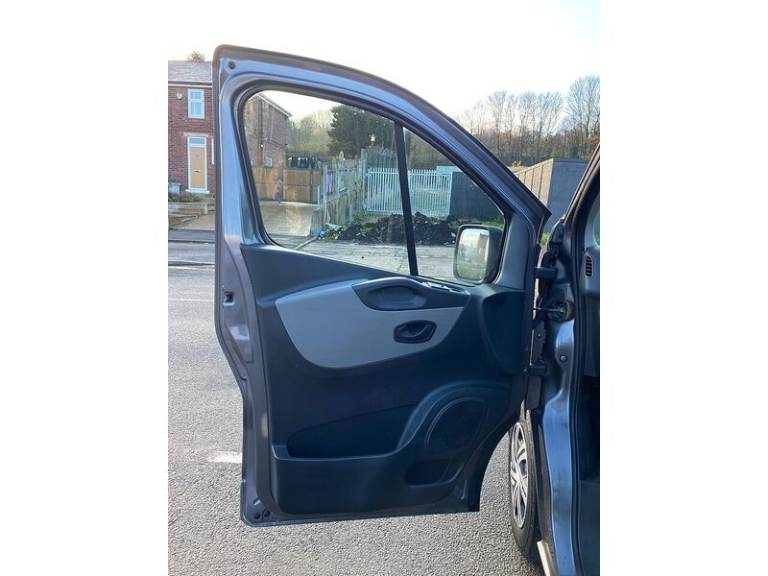 2017 Renault Trafic SL27 ENERGY dCi 125 Business+ Van PANEL VAN DIESEL Manual