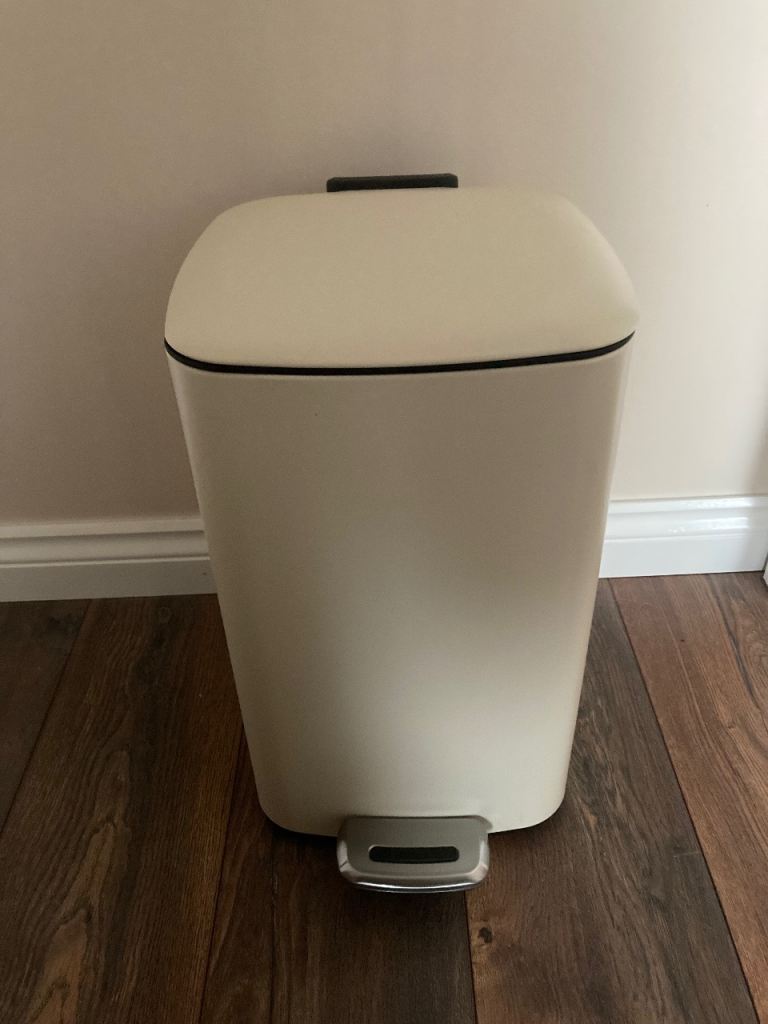 Cream Bin 20l