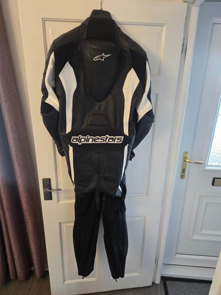 Apinestars Motorbike Leather Suit 
