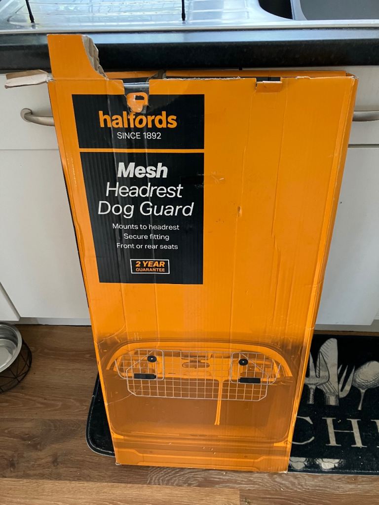 Halfords mesh headrest dog guard 