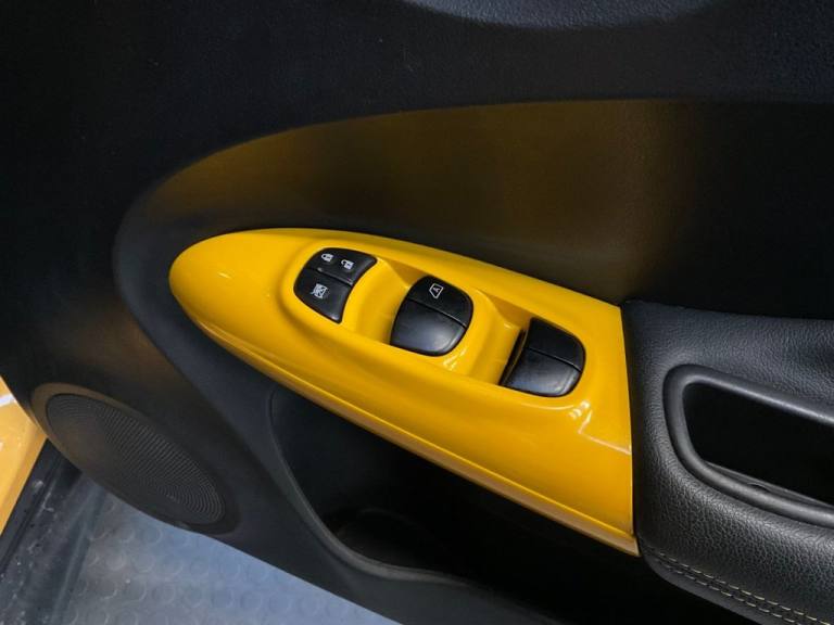 2016 Nissan Juke 1.5 dCi Tekna SUV 5dr Diesel Manual Euro 6 (s/s) (110 ps) HATCHBACK Diesel Manual