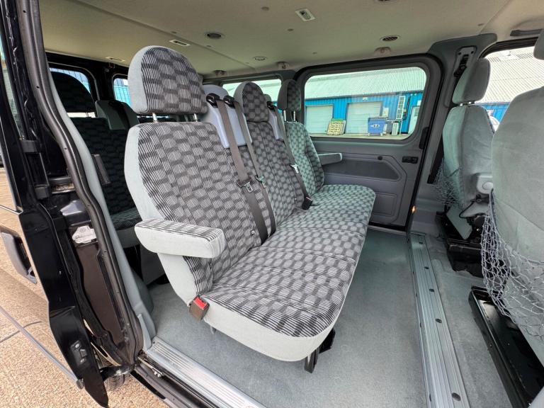 2009 Ford Transit Low Roof 8 Seater Limited TDCi 140ps MPV DIESEL Manual