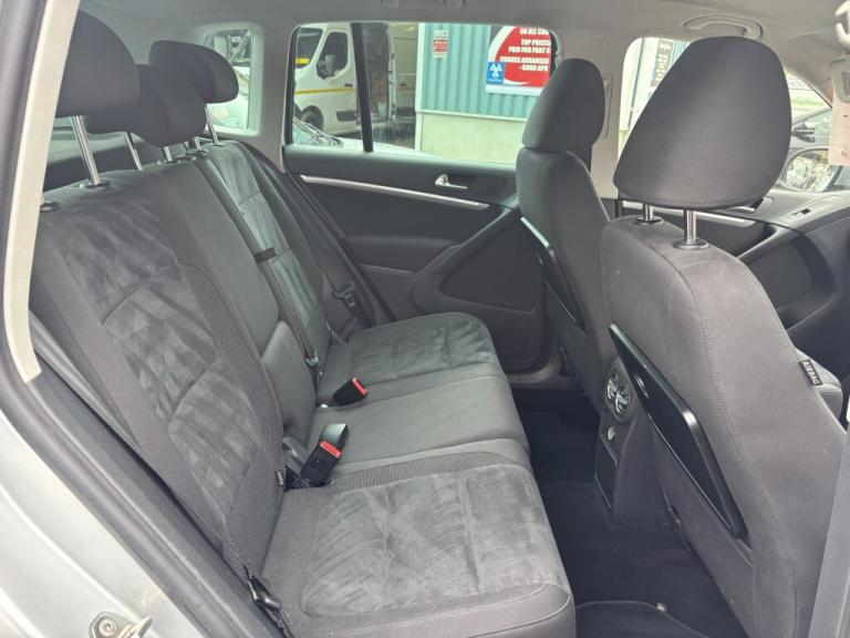 2014 Volkswagen Tiguan 2.0 TDi BlueMotion Tech Match 5dr ESTATE DIESEL Manual