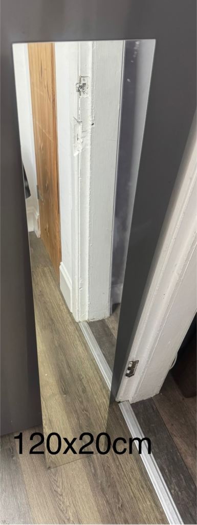 Long Clear Mirror 120x20cm – Good Condition