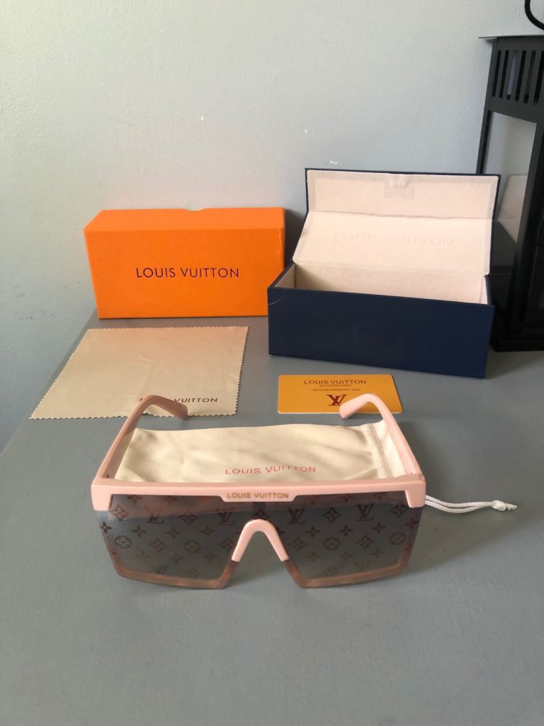 LV Sunglasses Nude Pink 