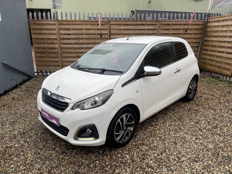 PEUGEOT 108 1.2 VTi PureTech Feline White Manual Petrol 2014