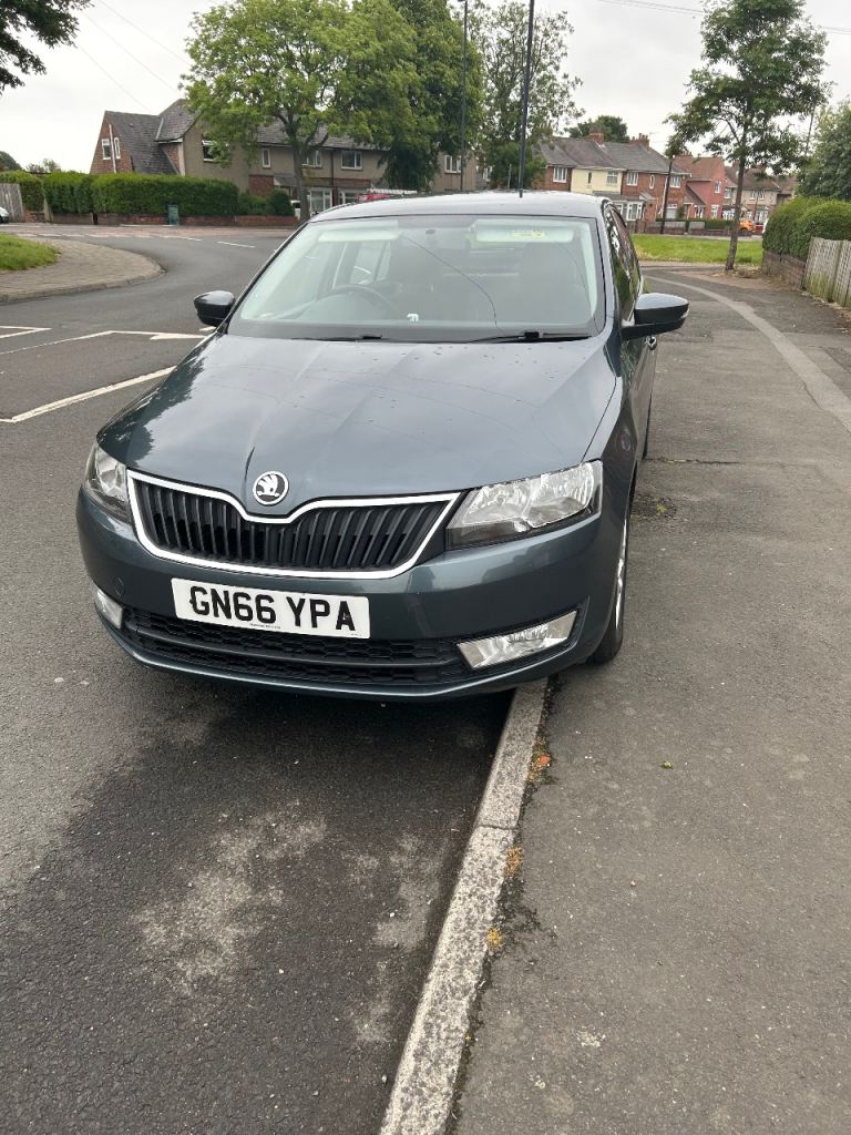 Skoda, RAPID, Hatchback, 2016, Manual, 1422 (cc), 5 doors