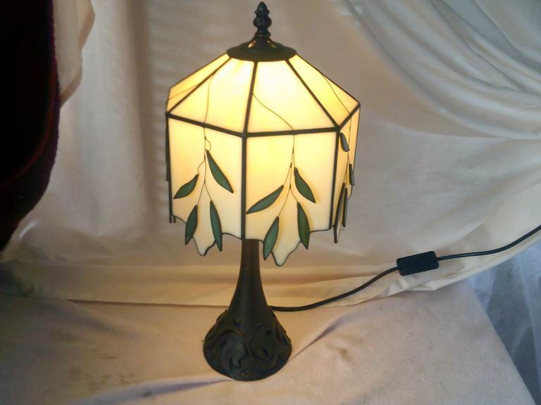 TIFFANY ART DECO  LAMP SHOWN WORKING  GOOD INVESTMENT