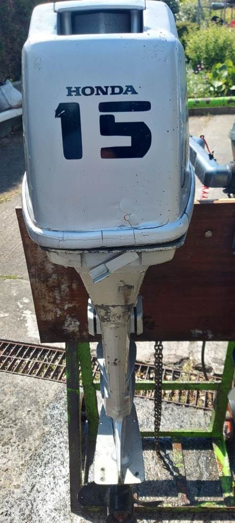 Honda 15 hp outboard.