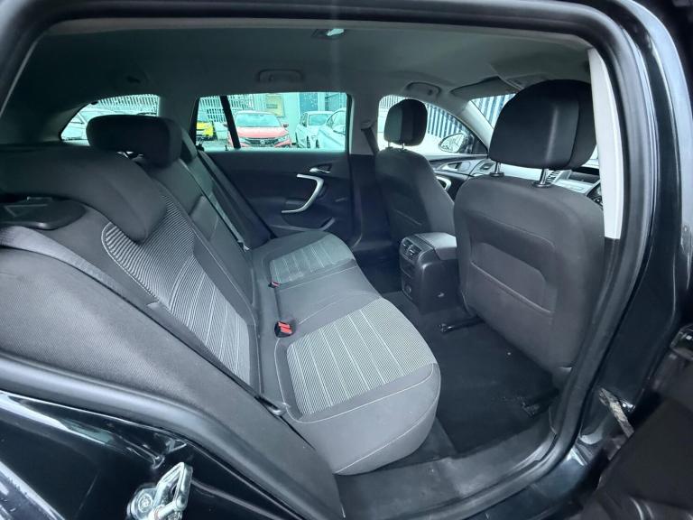 2012 Vauxhall Insignia 2.0 CDTi [160] ecoFLEX SRi 5dr [Start Stop] ESTATE DIESEL Manual