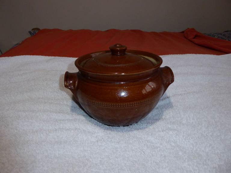 Brown Ceramic Cooking Pot with Lid – Good Condition, £6.00 for Sale