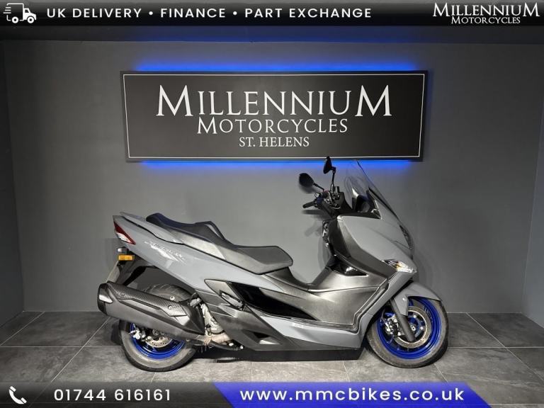 SUZUKI BURGMAN 400 COMMUTER SCOOTER