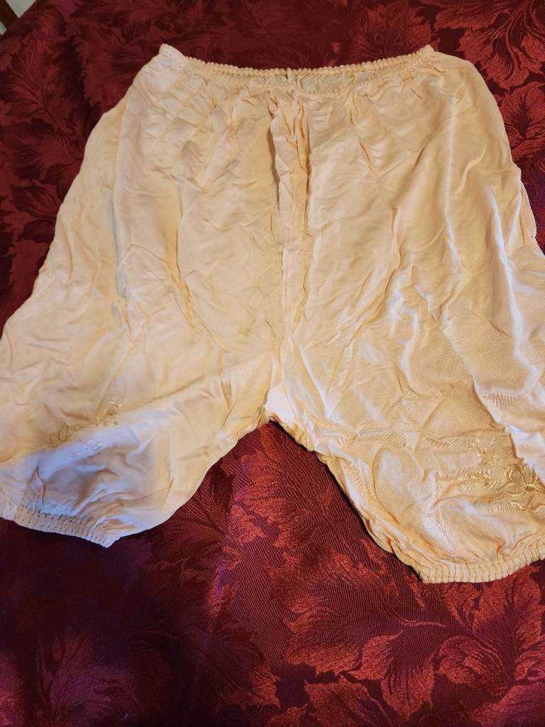 1940s woman's underwear 