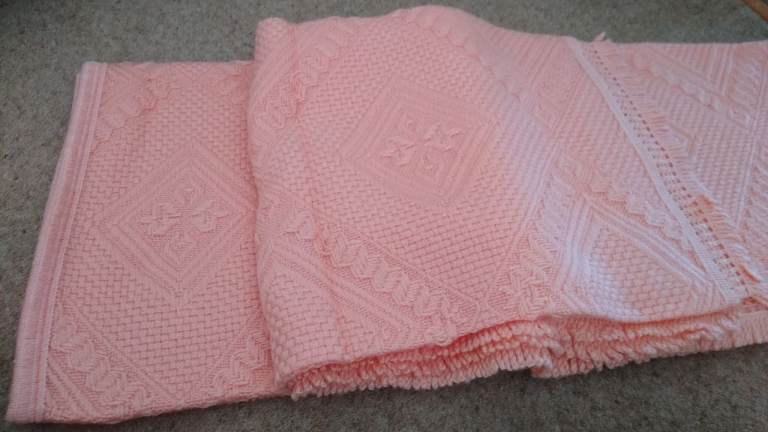 Large Peach Throw for Bed/ Sofa - 250 cm x 180 cm