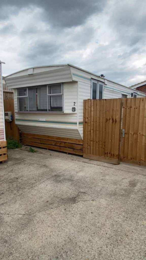2 bedroom long term let 