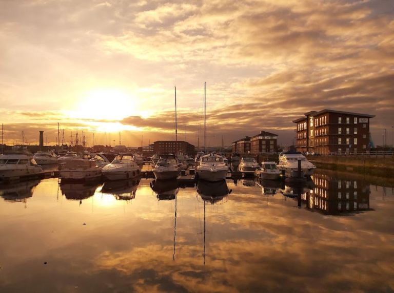 image for Commercial unit on the Marina 