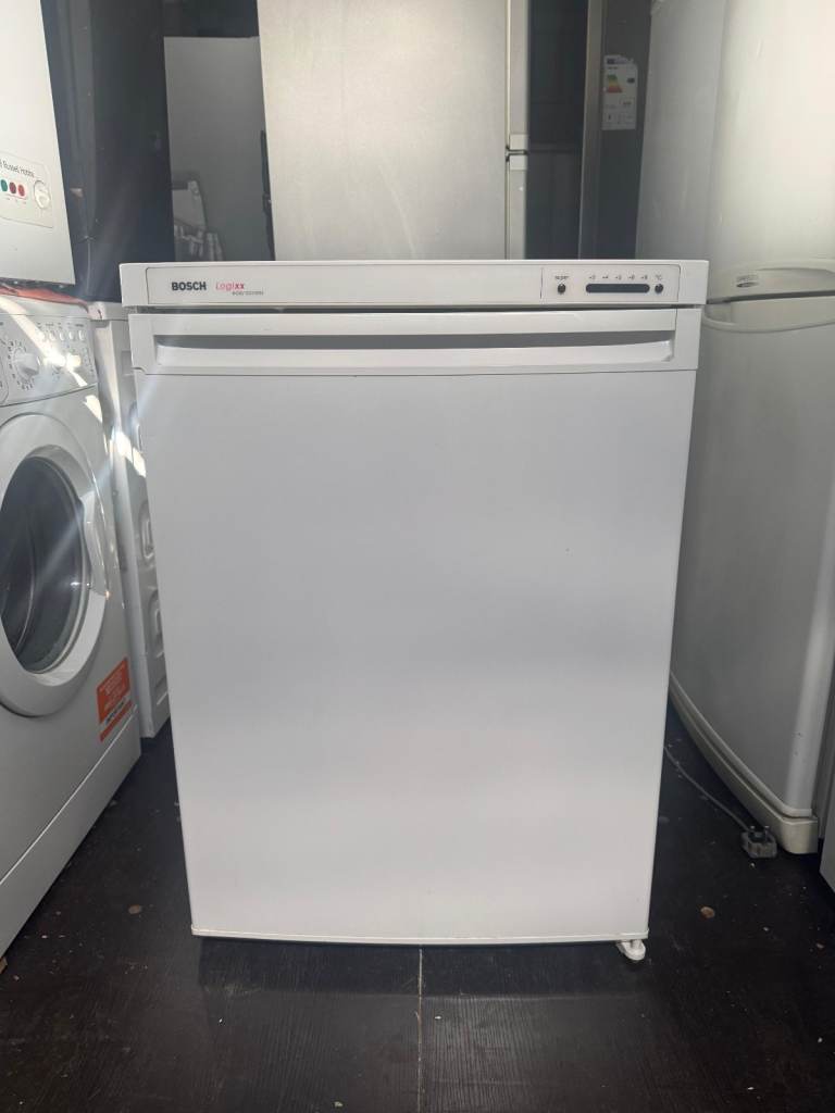 Under counter fridge - Bosch (Delivery Available) Product ID:641
