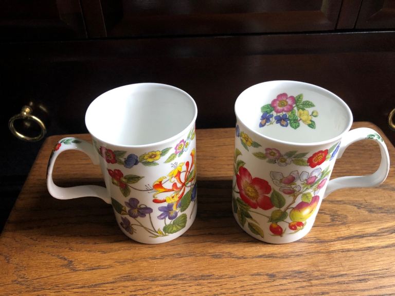 Mugs bone China x 2