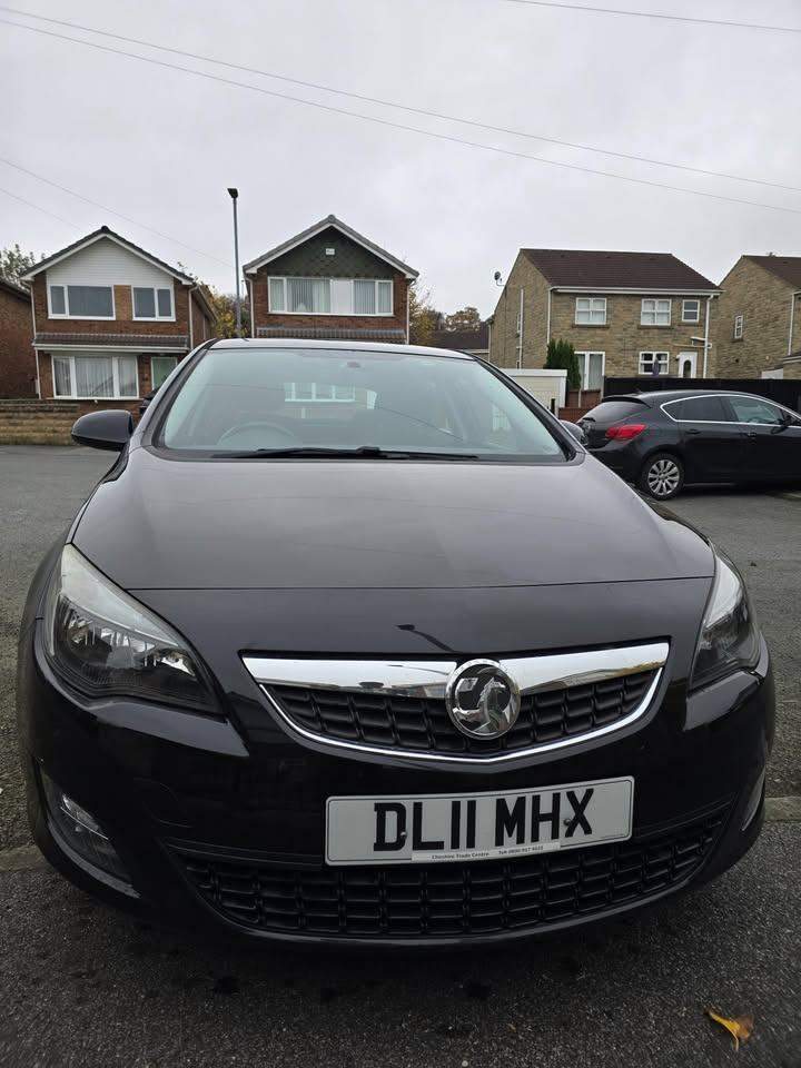 Vauxhall Astra J 2011, 1.6CC, 5 Doors, Hatchback, Black, Manual