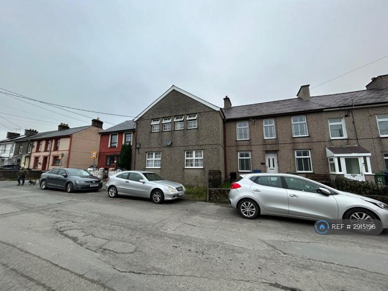 Studio flat in Talysarn, Caernarfon, LL54 (#2915196)