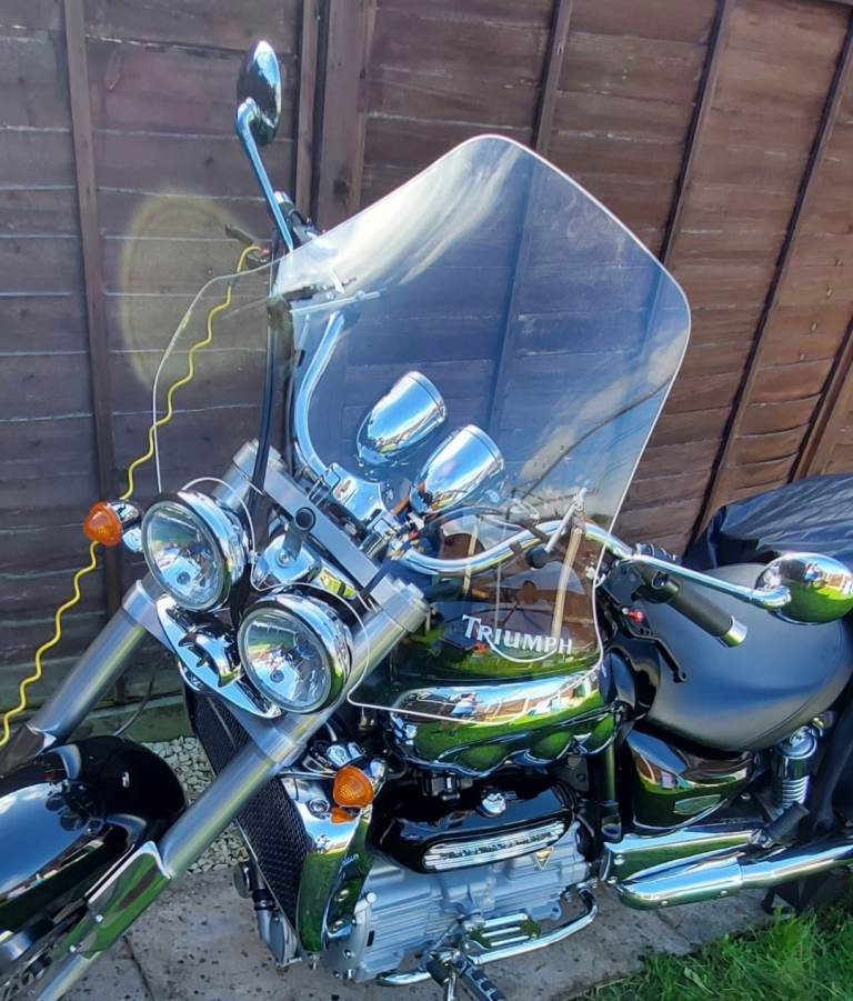 Triumph, ROCKET 3, year 2004, 2294 (cc)