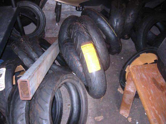 Motorcycle and scooter tyres