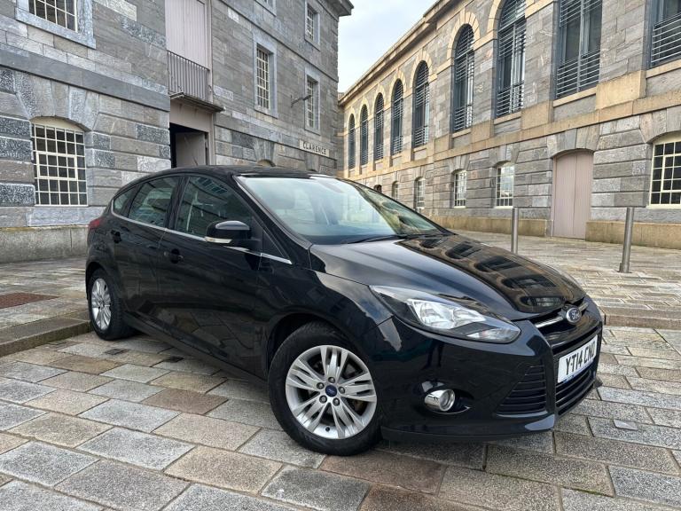 2014 Ford Focus 1.6 TDCi 115 Titanium Navigator 5dr HATCHBACK Diesel Manual