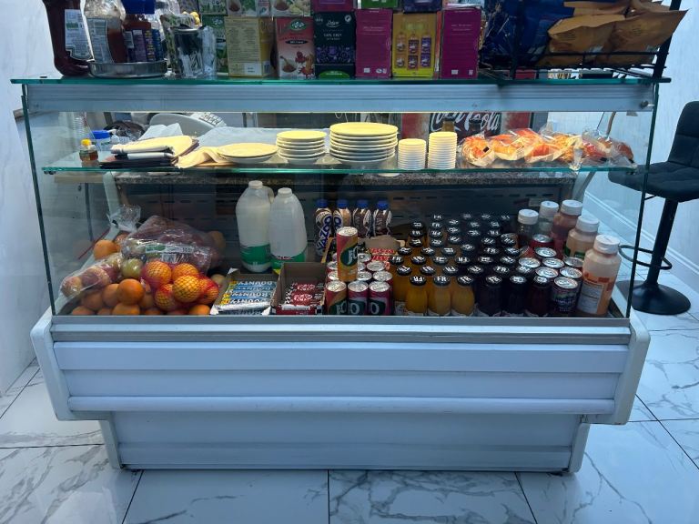 Commercial Refrigerated Display Counter Chiller Glass Serve Over Fridge Display Cabinet