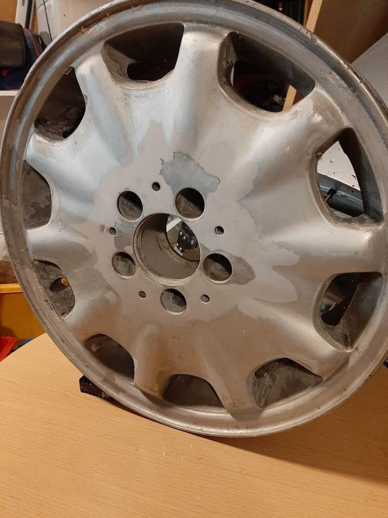 Mercedes alloy wheel