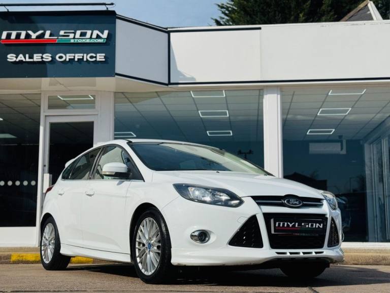 2014 Ford Focus 1.6 TDCi Zetec S Hatchback 5dr Diesel Manual Euro 5 (s/s) (115 ps) Hatchback Dies...