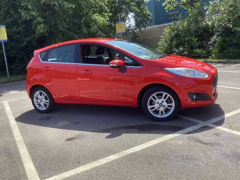 Ford fiesta 1242cc petrol 2014 5 door hatch zetec 