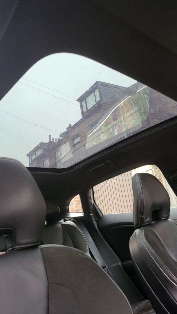 Volvo, V40, Hatchback, 2014, Manual, 1560 (cc), 5 doors