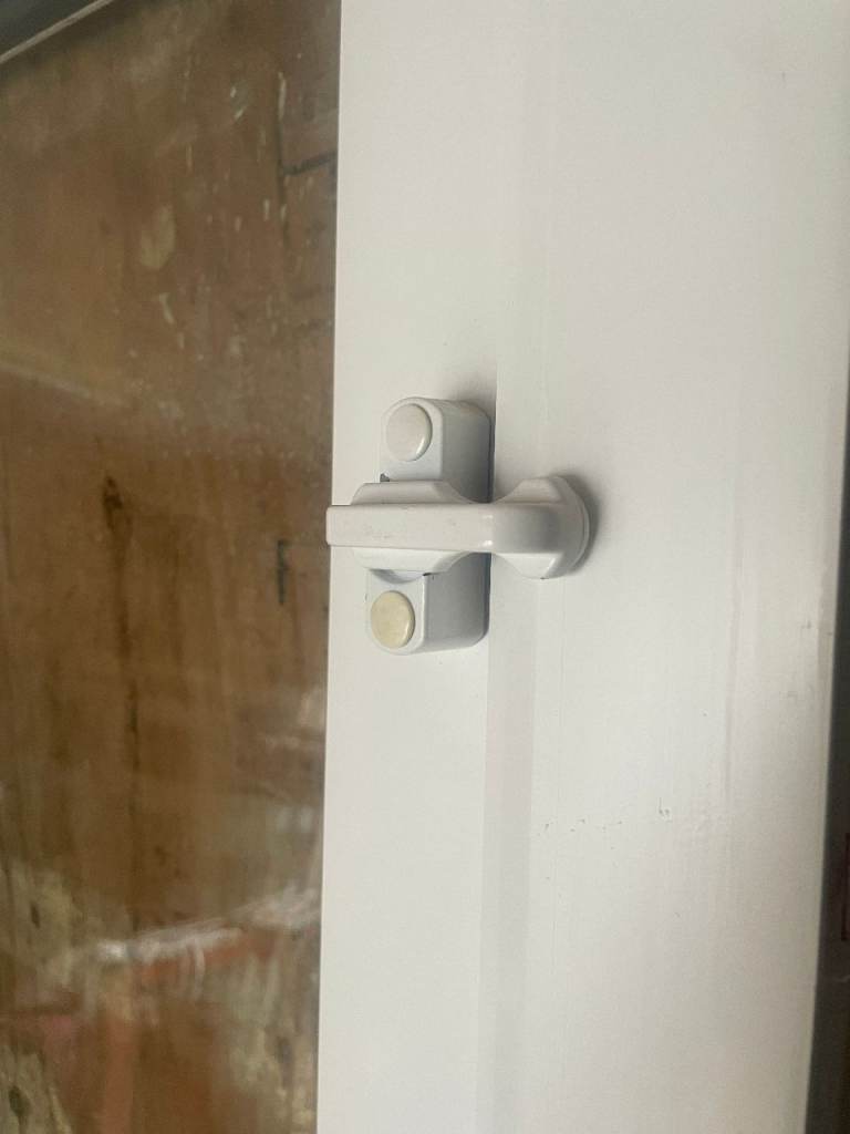 UPVC DOOR 203 x 75 cm - BEAUTIFUL EUROCELL UPVC DOUBLE GLAZED DOOR - ONLY 1 YEAR OLD  (REF: DX202)