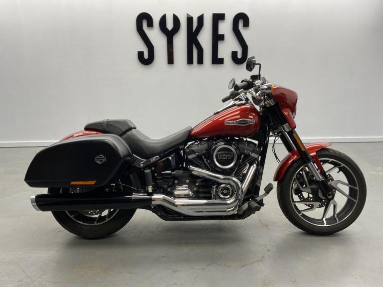 2019 Harley-Davidson FLSB Softail Sport Glide in Wicked Red