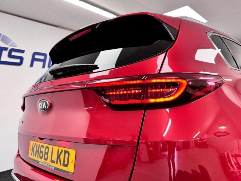 2018 Kia Sportage 1.6 T-GDi 4 DCT AUTO AWD 4WD 175 BHP + SAT NAV + GLASS SUNROOF + HEATED LEA EST...