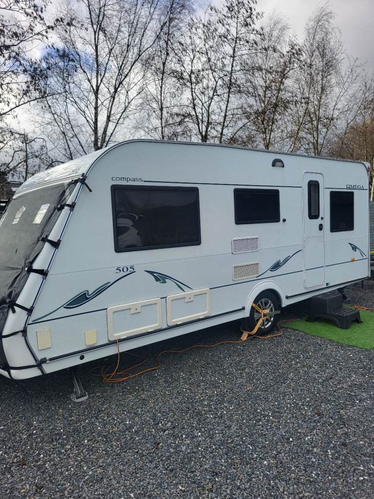 2006 Corona Omega Compass 5 Berth Touring Caravan