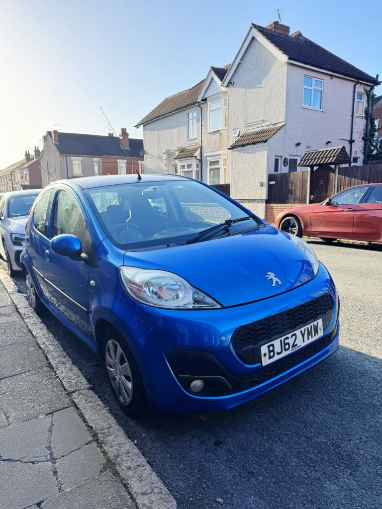 Peugeot, 107, Hatchback, 2012, Manual, 998 (cc), 5 doors