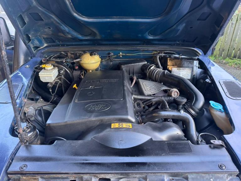 2000 Land Rover Defender Hard Top Td5 PANEL VAN DIESEL Manual